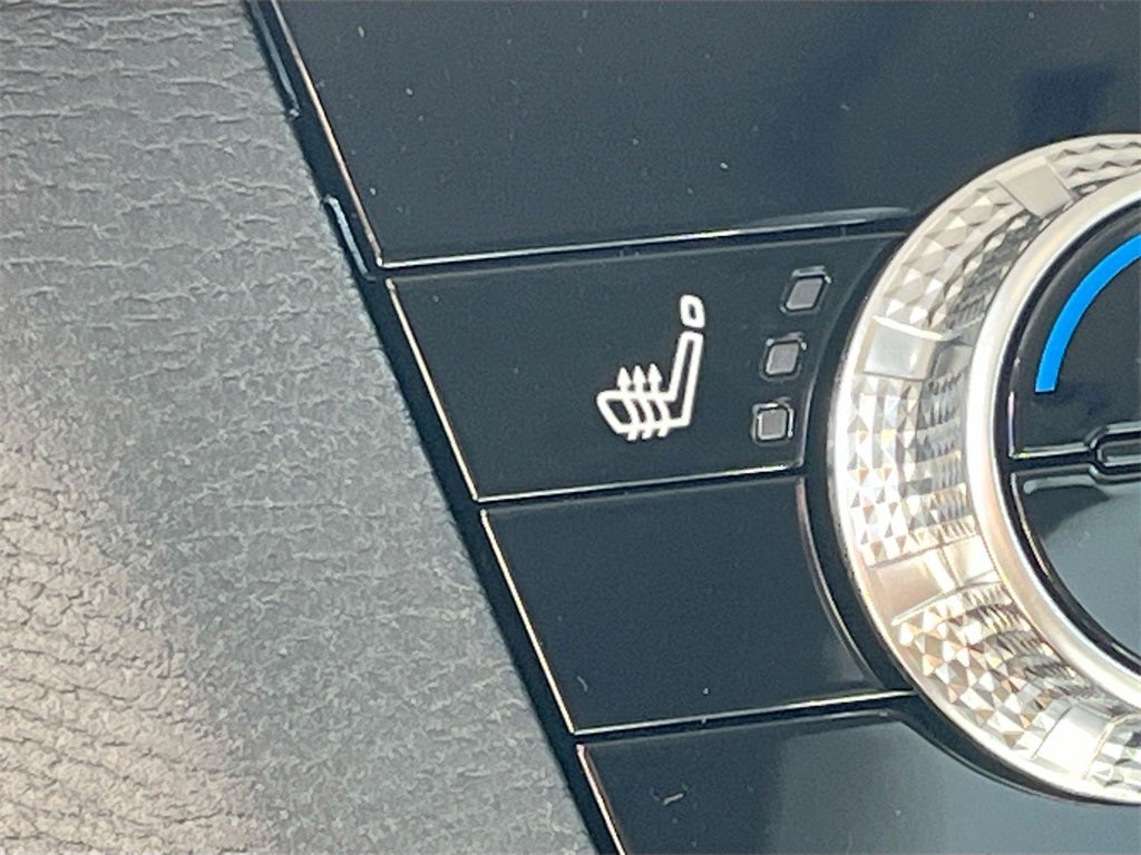 2025 Mitsubishi Outlander SE Tech Package