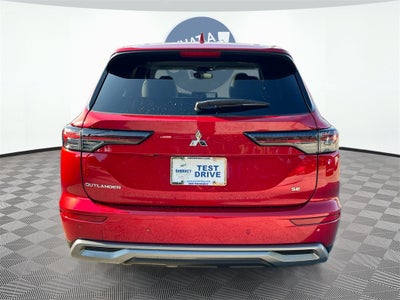 2025 Mitsubishi Outlander SE Tech Package