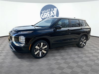 2025 Mitsubishi Outlander SE