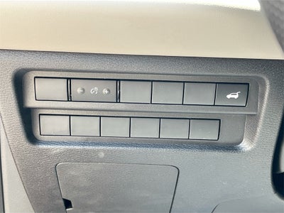 2025 Mitsubishi Outlander SE Tech Package