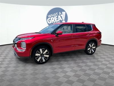 2025 Mitsubishi Outlander SE Tech Package