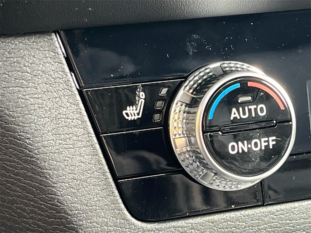 2025 Mitsubishi Outlander SE Tech Package