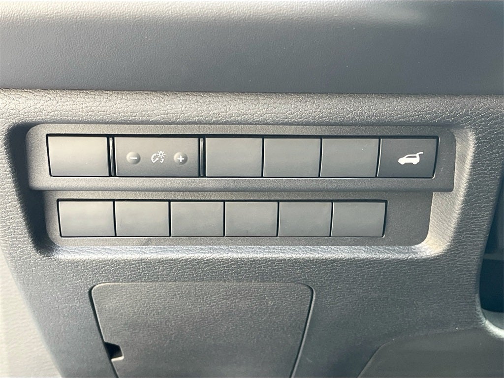 2025 Mitsubishi Outlander SE Tech Package