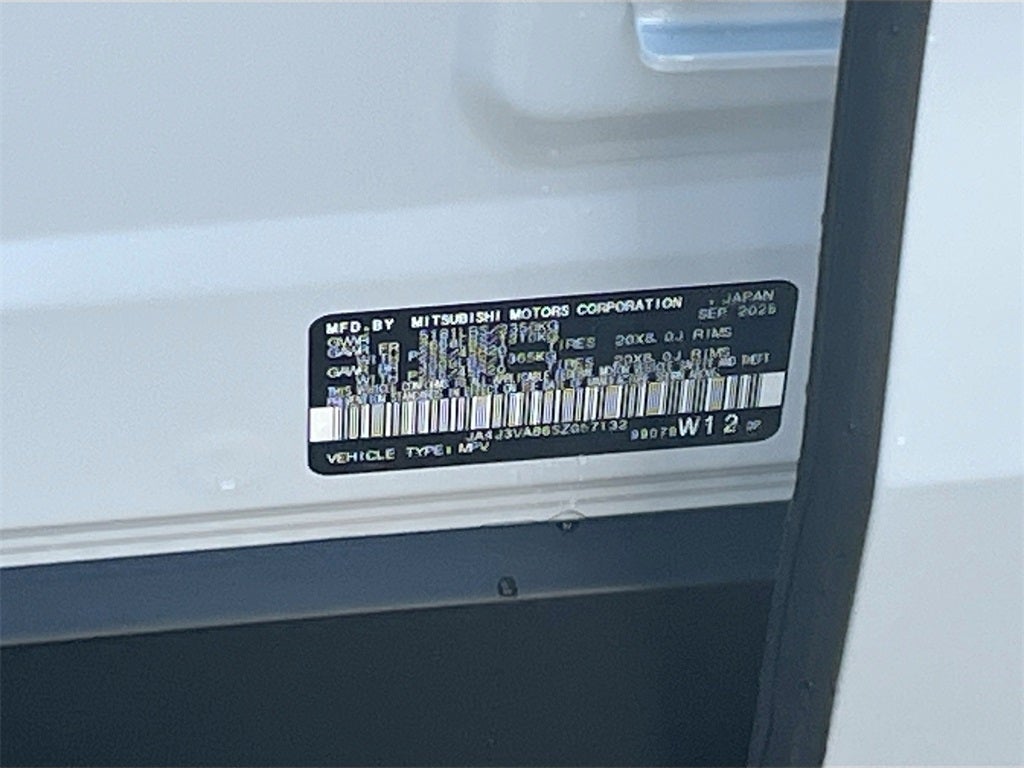 2025 Mitsubishi Outlander SE