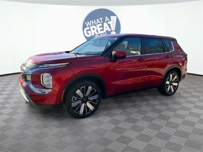 2025 Mitsubishi Outlander SE