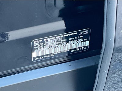 2025 Mitsubishi Outlander SE