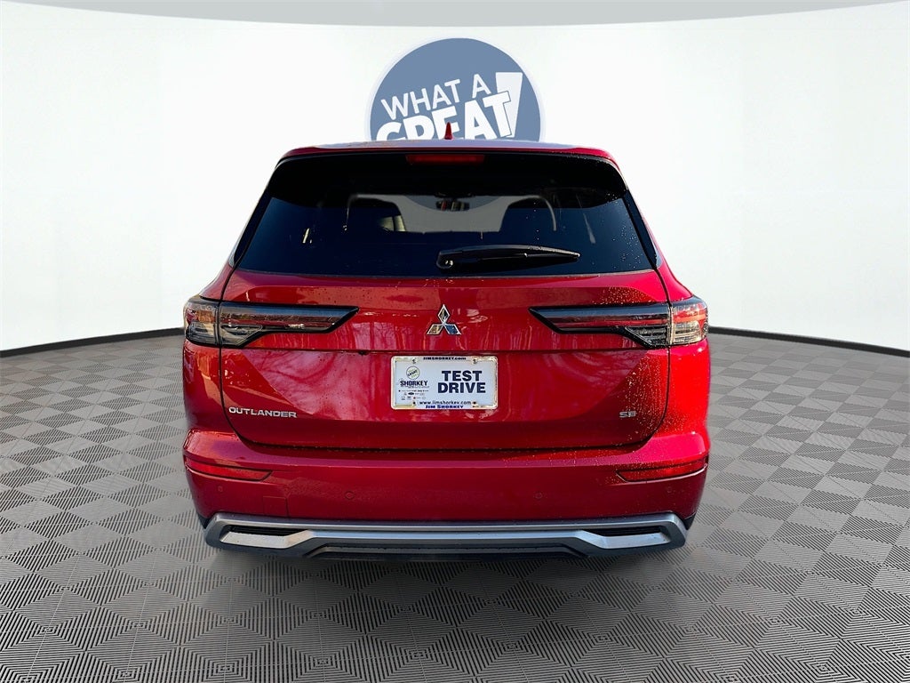 2025 Mitsubishi Outlander SE