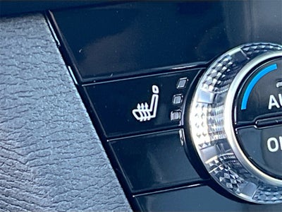 2025 Mitsubishi Outlander SE Tech Package