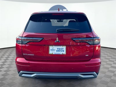 2025 Mitsubishi Outlander SE Tech Package