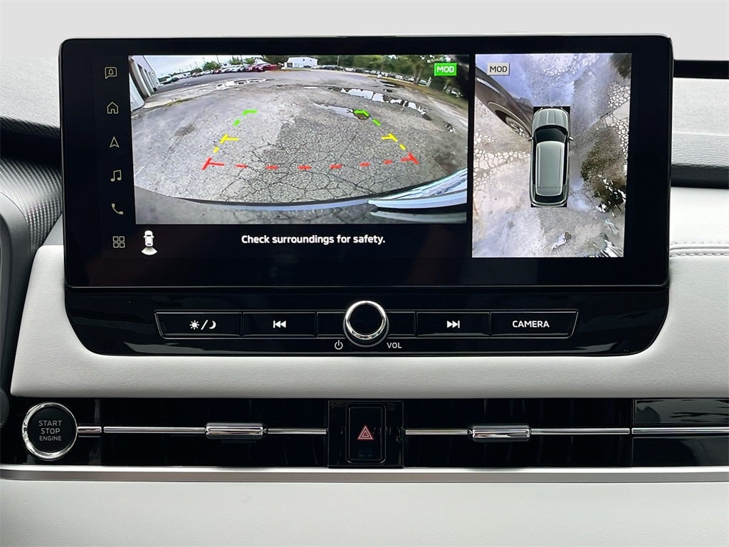 2025 Mitsubishi Outlander SE Tech Package