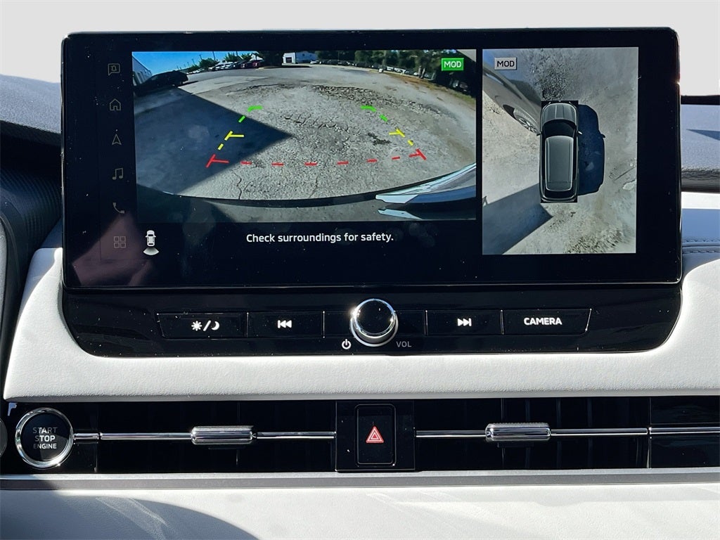 2025 Mitsubishi Outlander SE Tech Package