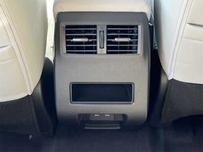 2025 Mitsubishi Outlander SE Tech Package