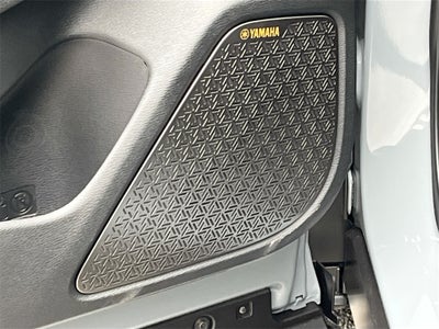 2025 Mitsubishi Outlander SE Tech Package