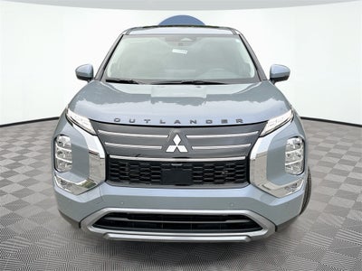 2025 Mitsubishi Outlander SE Tech Package