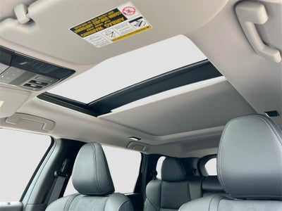 2025 Mitsubishi Outlander SE Tech Package