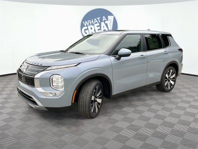 2025 Mitsubishi Outlander SE Tech Package