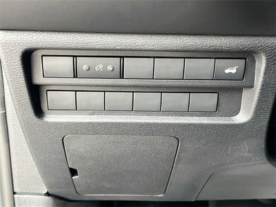 2025 Mitsubishi Outlander SE Tech Package