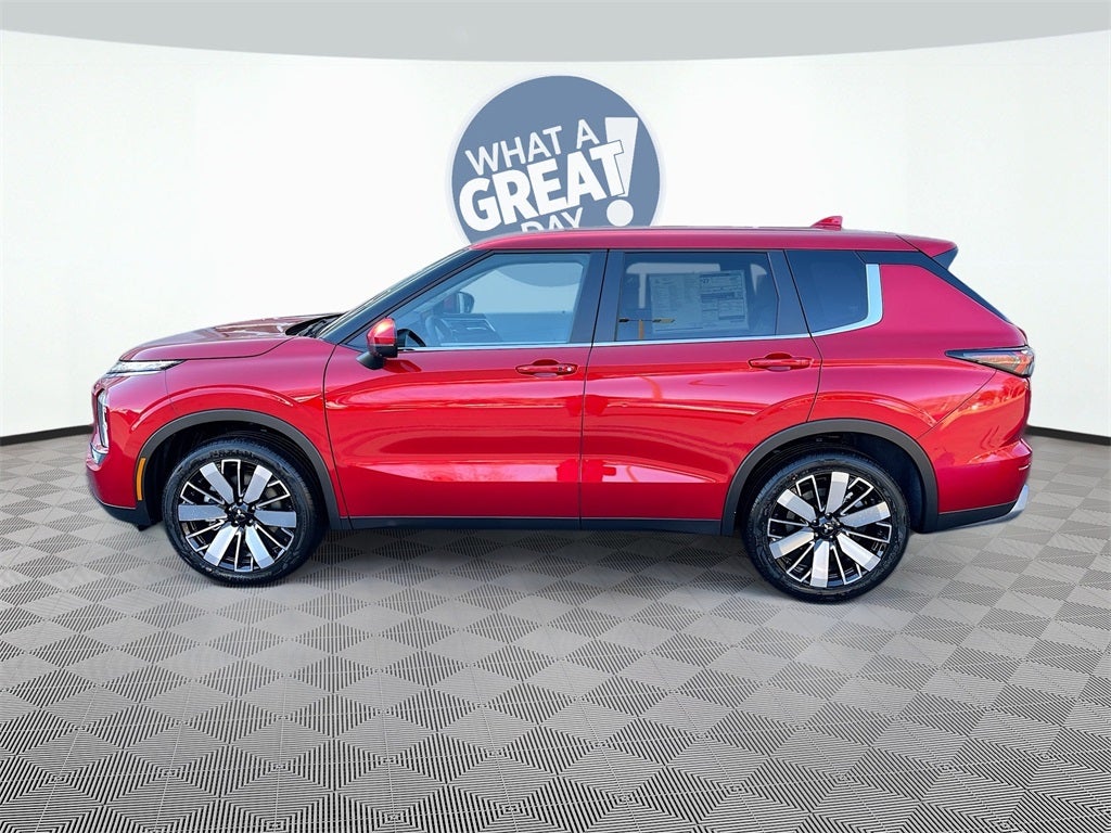 2025 Mitsubishi Outlander SE