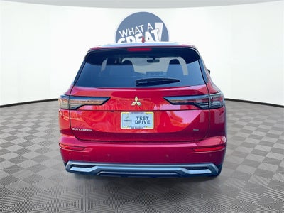 2025 Mitsubishi Outlander SE