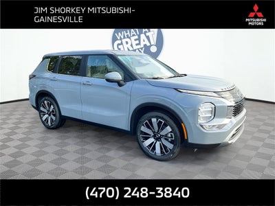 2026 Mitsubishi Outlander SE Tech Package