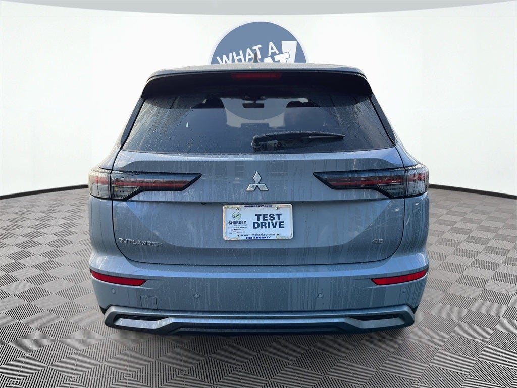 2026 Mitsubishi Outlander SE Tech Package