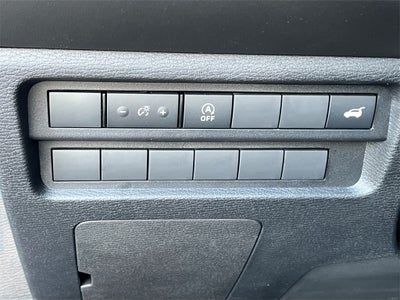 2026 Mitsubishi Outlander SE Tech Package