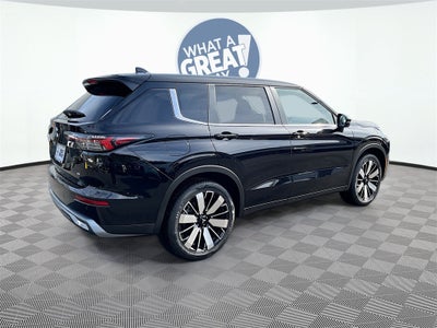 2026 Mitsubishi Outlander SE