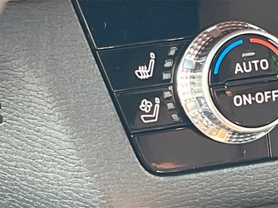 2025 Mitsubishi Outlander SEL Premium Package