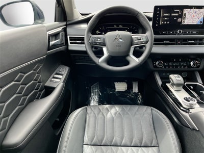 2025 Mitsubishi Outlander SEL