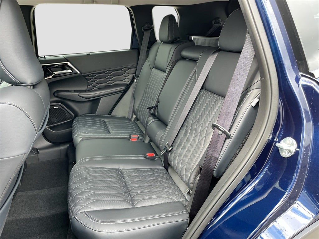 2025 Mitsubishi Outlander SEL