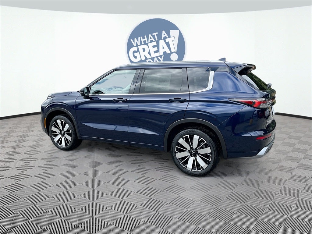 2025 Mitsubishi Outlander SEL