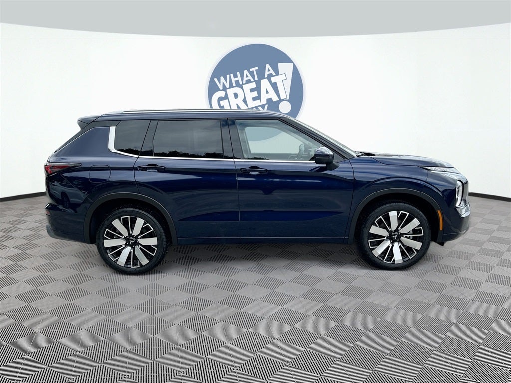 2025 Mitsubishi Outlander SEL