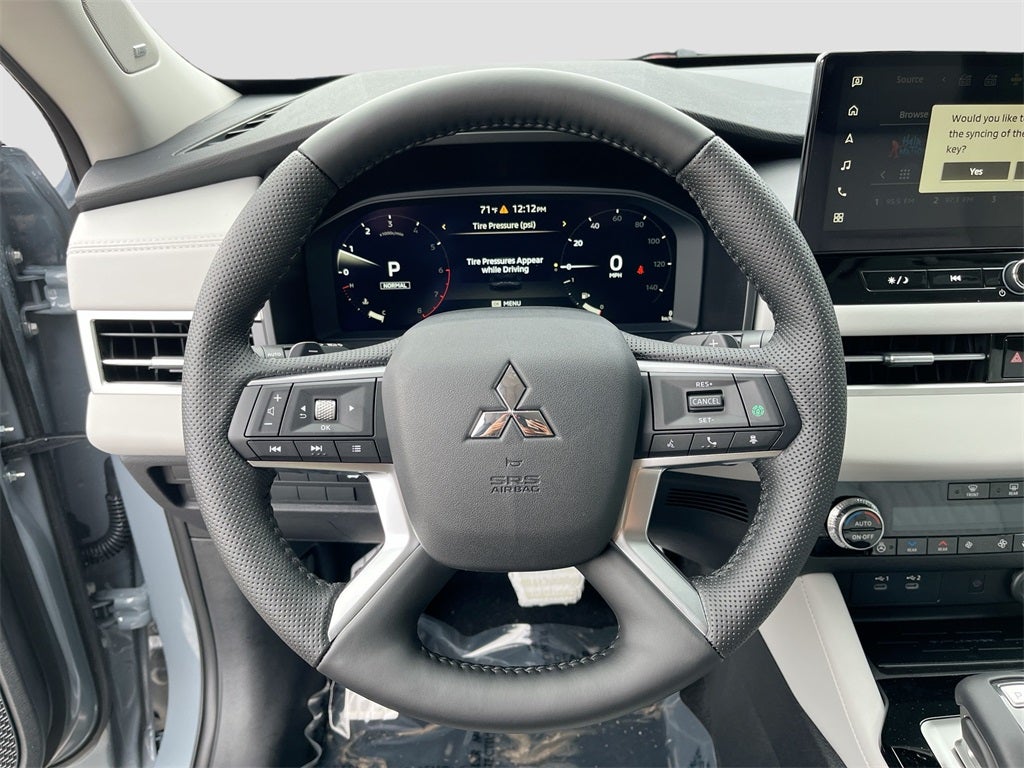2025 Mitsubishi Outlander SEL