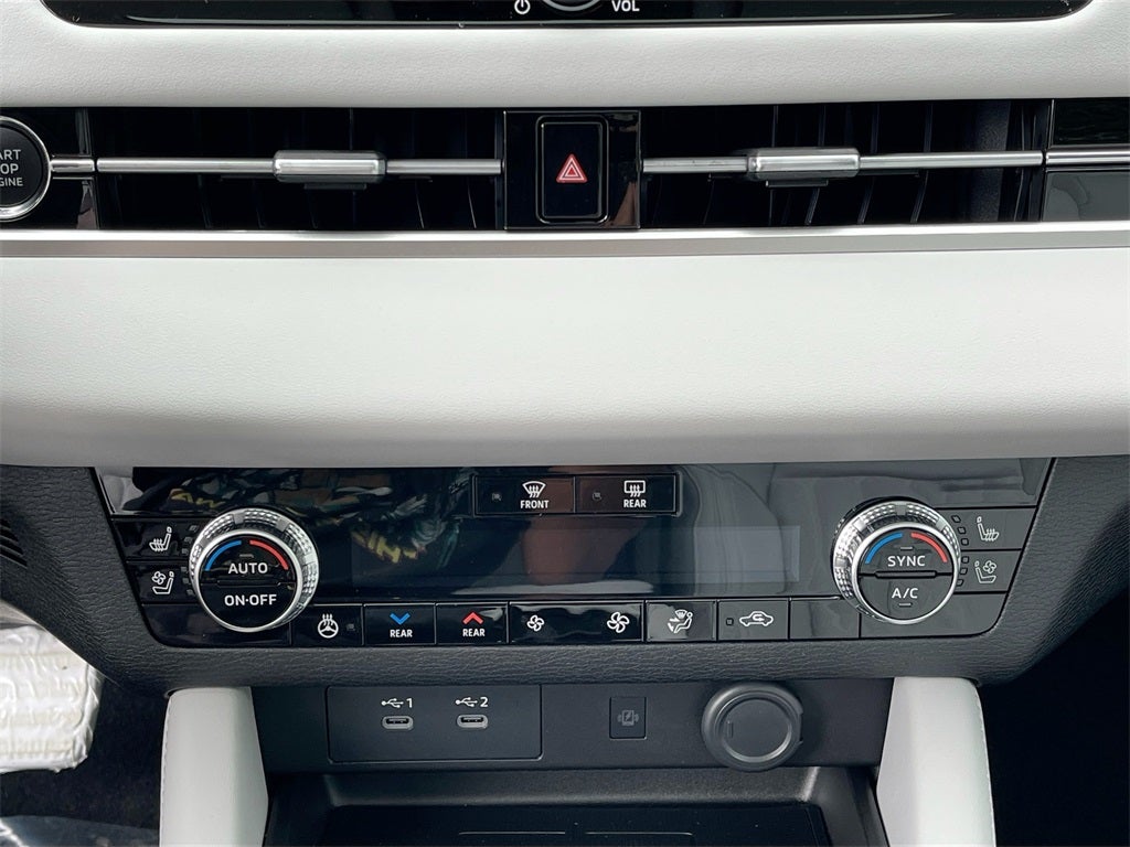 2025 Mitsubishi Outlander SEL