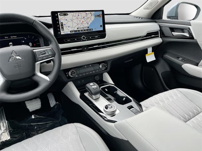 2025 Mitsubishi Outlander SEL