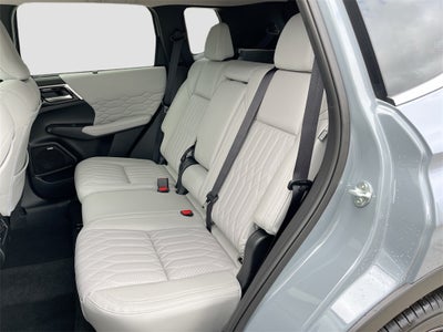 2025 Mitsubishi Outlander SEL