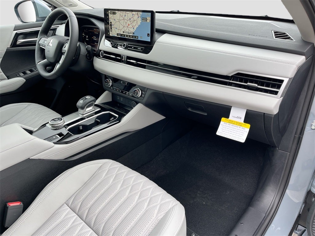 2025 Mitsubishi Outlander SEL