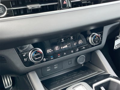 2025 Mitsubishi Outlander SEL