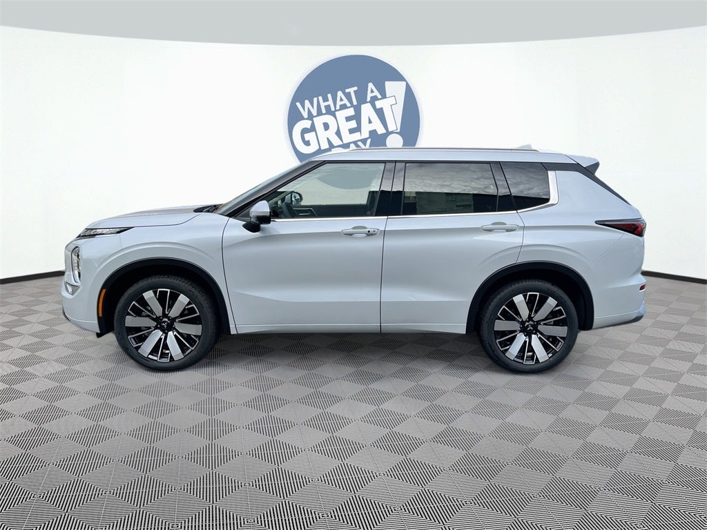 2025 Mitsubishi Outlander SEL