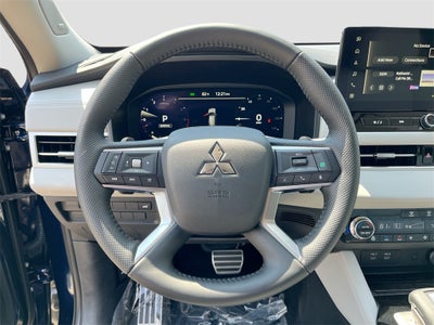 2025 Mitsubishi Outlander SEL