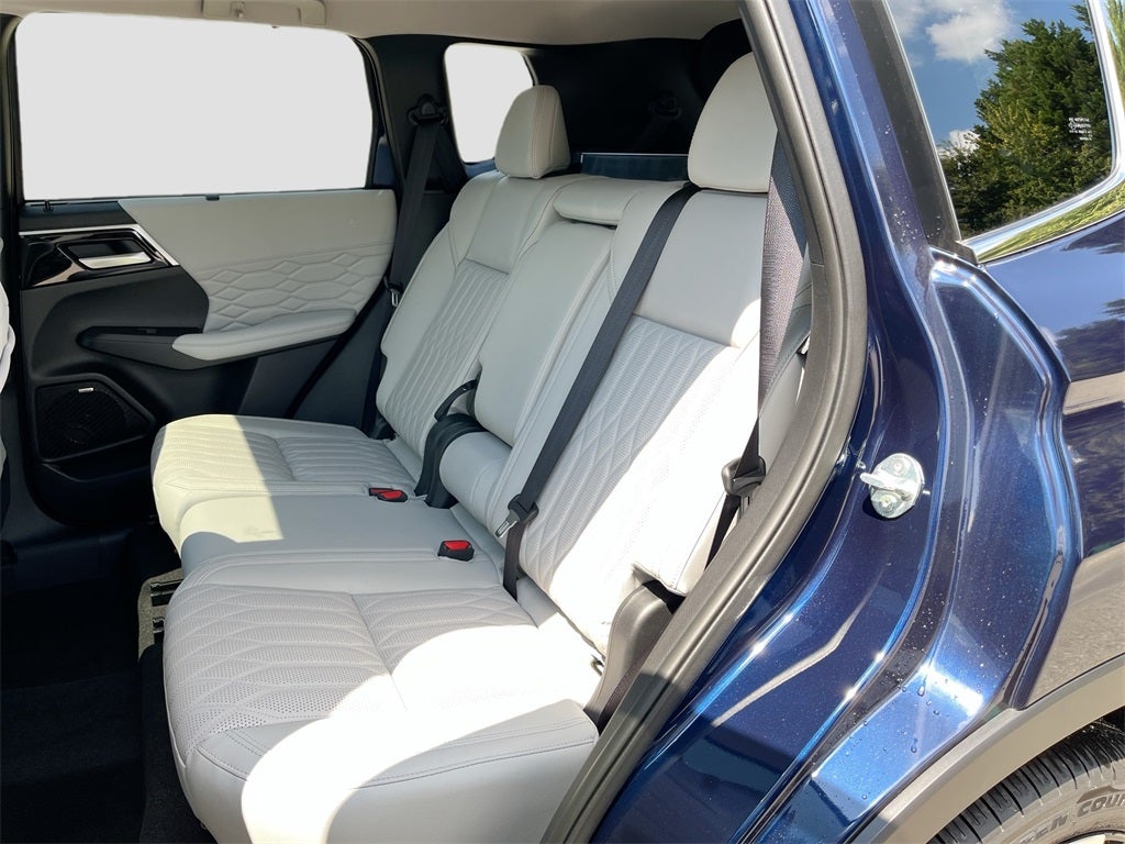 2025 Mitsubishi Outlander SEL