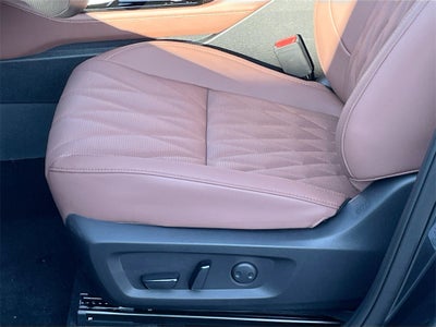 2025 Mitsubishi Outlander SEL Premium Package