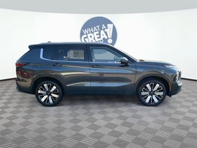 2025 Mitsubishi Outlander SEL Premium Package