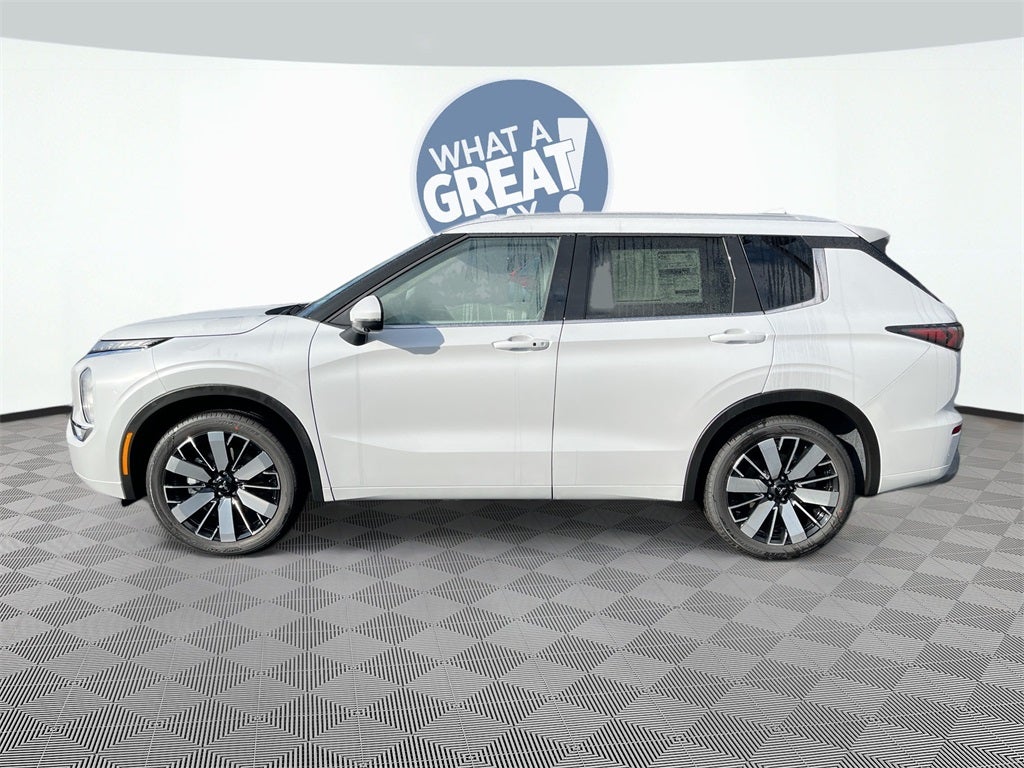 2026 Mitsubishi Outlander SEL