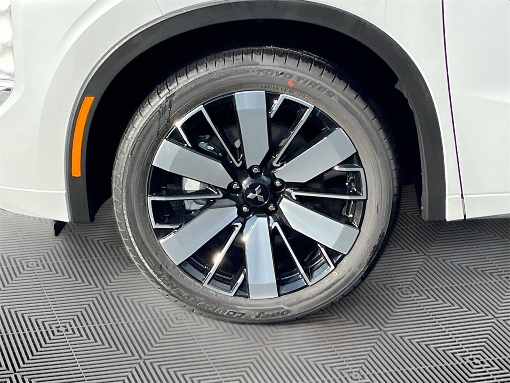 2026 Mitsubishi Outlander SEL