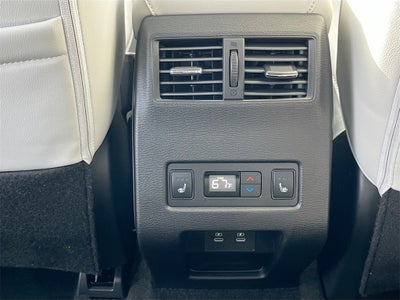 2026 Mitsubishi Outlander SEL