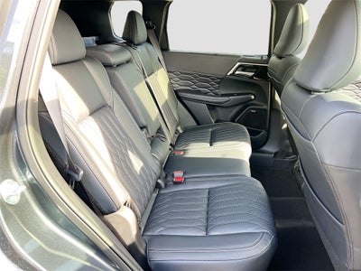 2026 Mitsubishi Outlander SEL