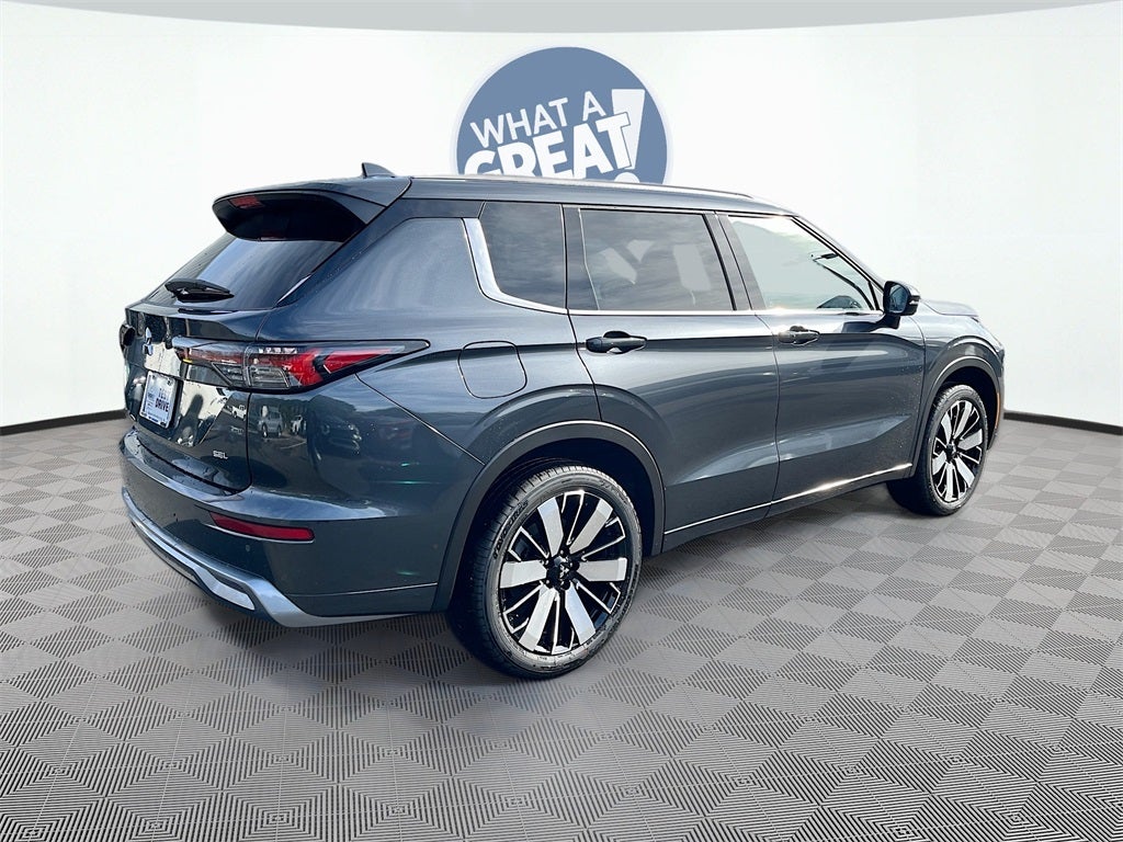 2026 Mitsubishi Outlander SEL