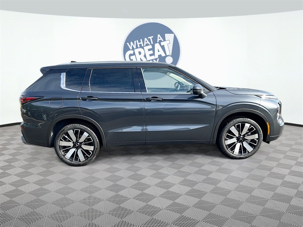 2026 Mitsubishi Outlander SEL