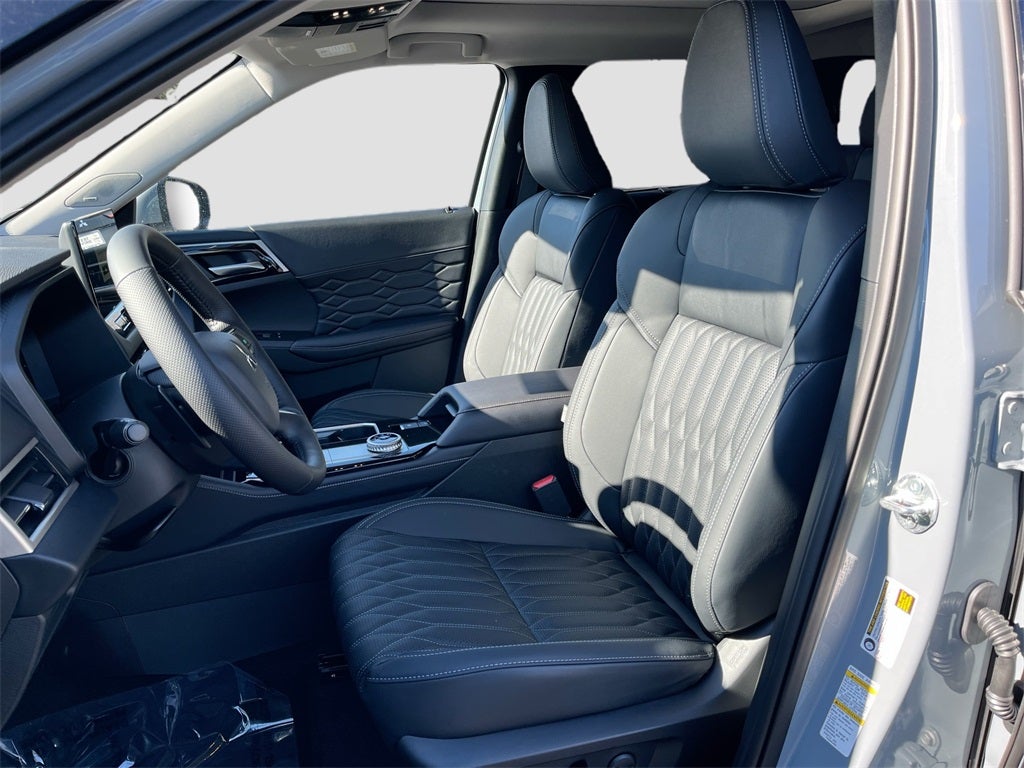 2026 Mitsubishi Outlander SEL